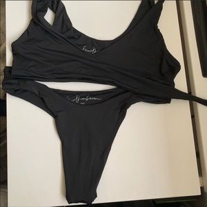437 black bikini (SEND OFFERS)